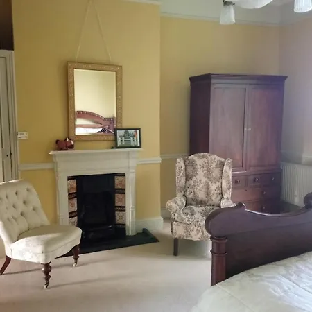 Bed & Breakfast Templemacateer